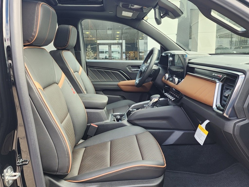 New 2026 GMC Canyon AT4 w/ Technology Plus Package image 42