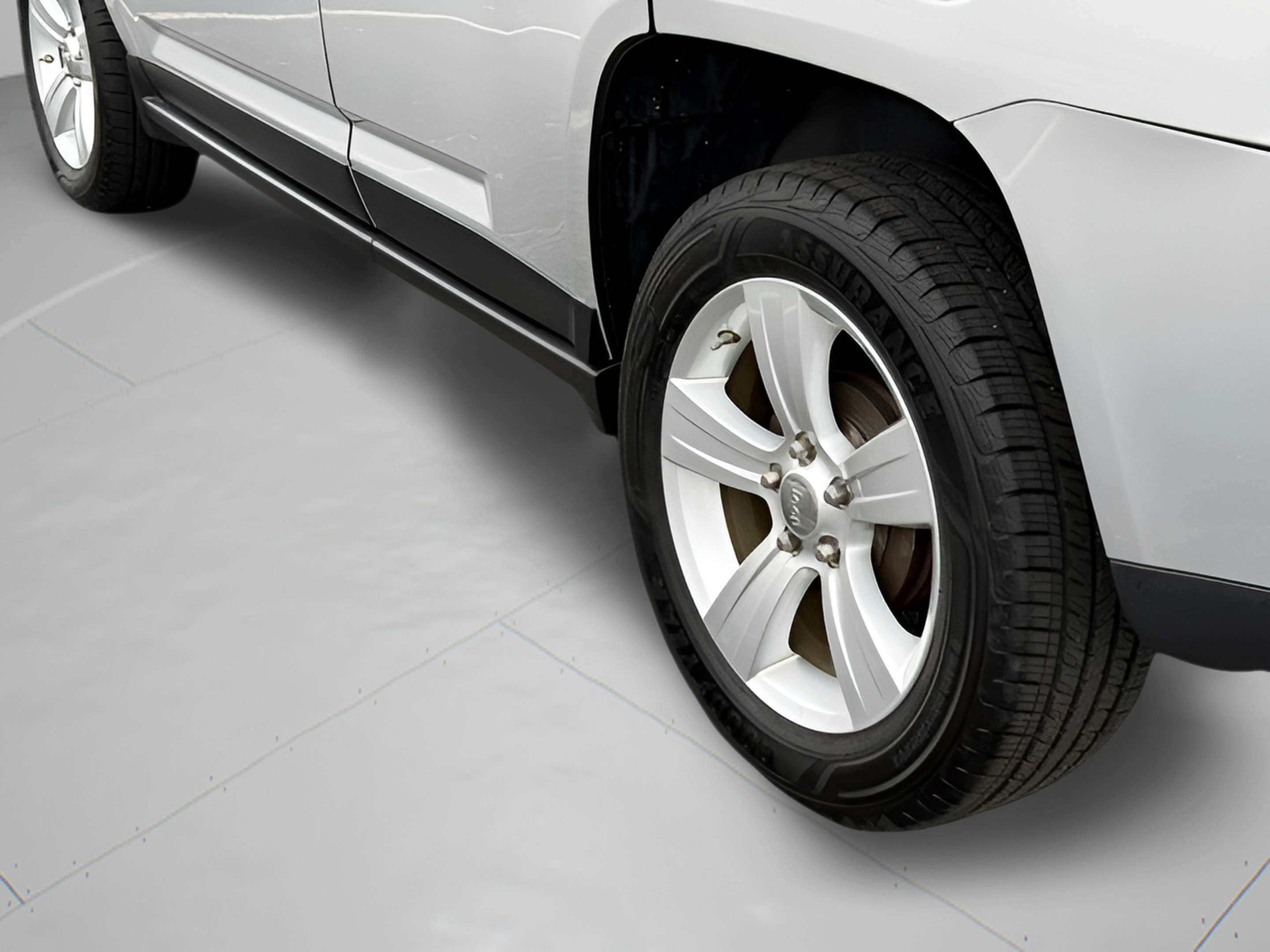 Used 2012 Jeep Compass Latitude w/ Sun/Sound Group FWD image 32