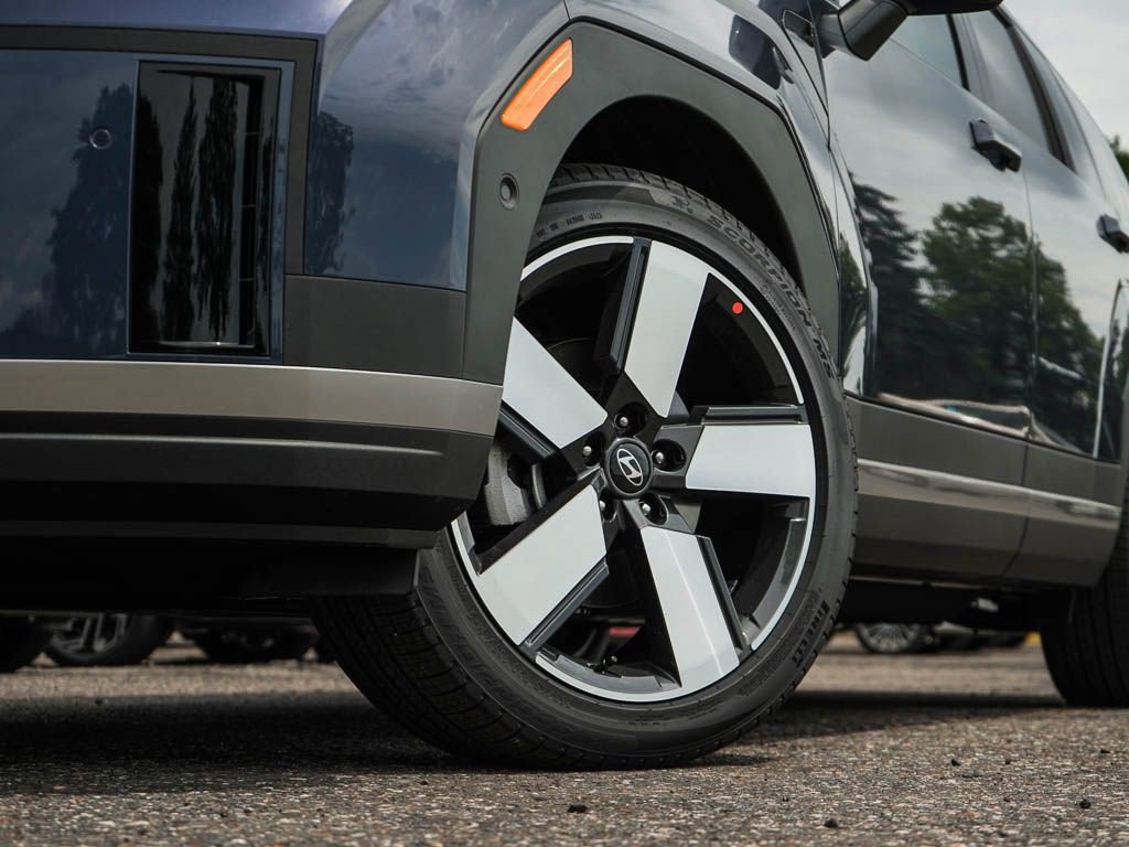 New 2026 Hyundai Santa Fe Limited AWD/4WD image 6