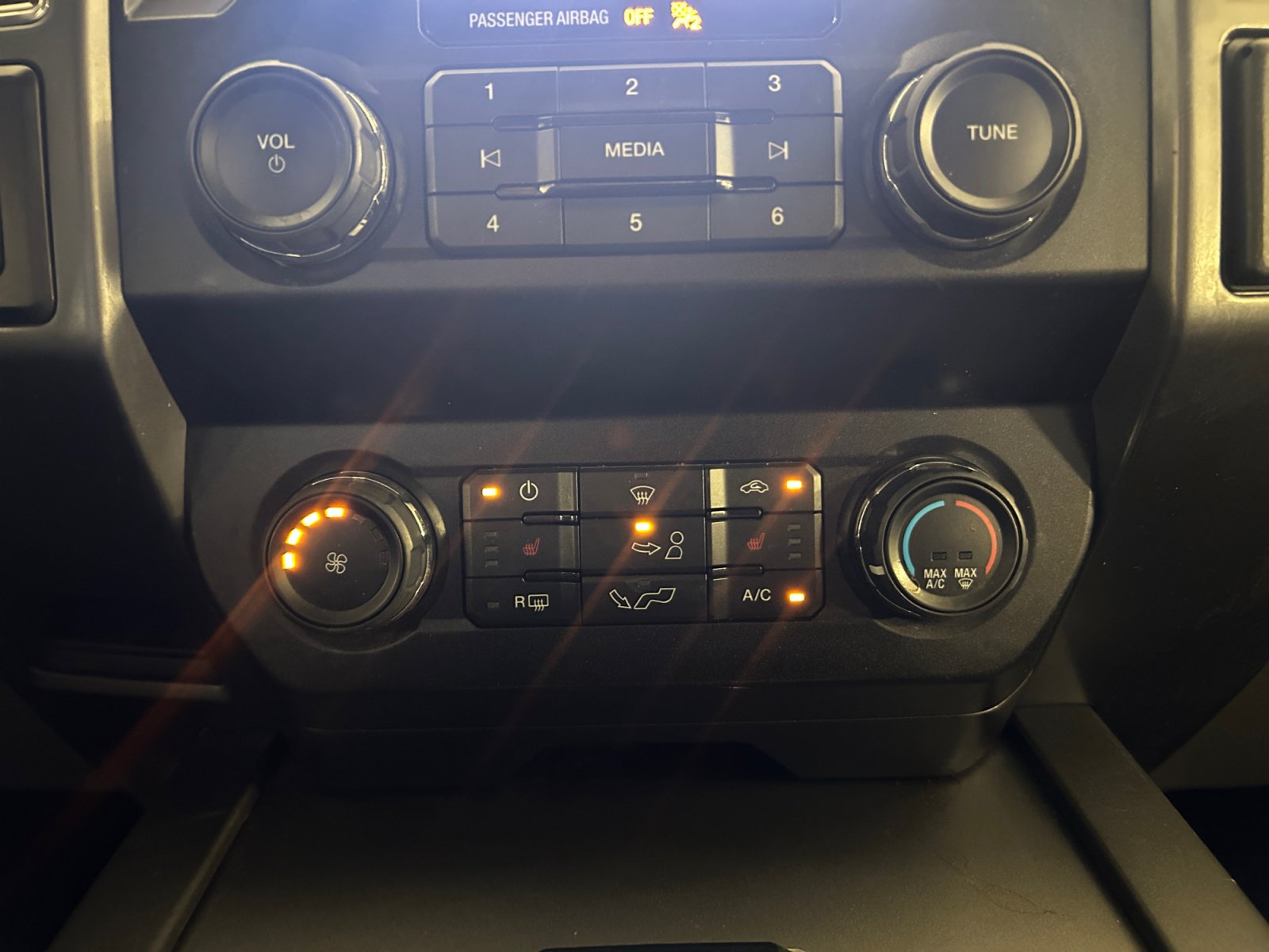 Used 2019 Ford F150 XLT w/ Equipment Group 302A Luxury RWD image 17