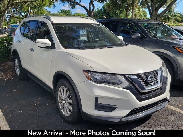 Used 2017 Nissan Rogue SV