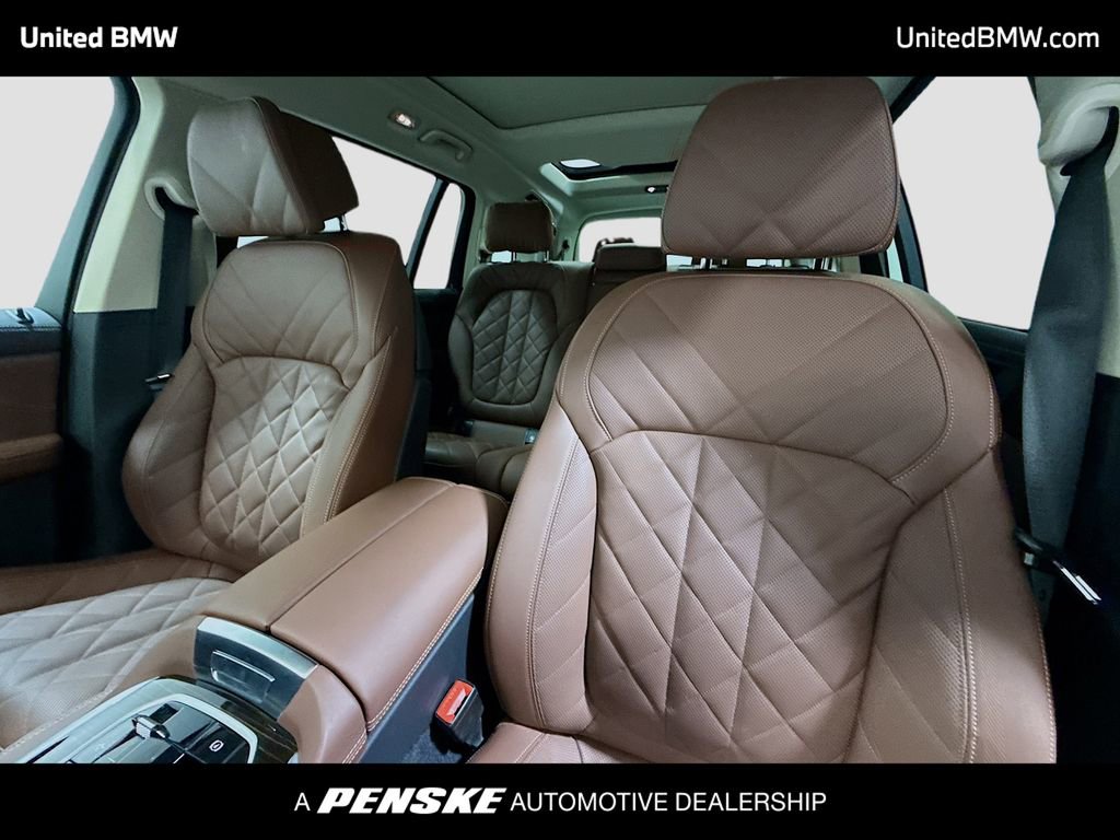Used 2026 BMW X7 xDrive40i AWD/4WD image 5