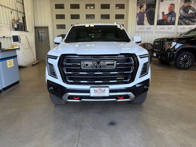 Used 2025 GMC Yukon AT4 w/ AT4 Premium Plus Package AWD/4WD image 3
