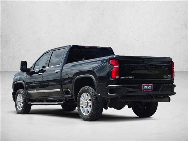 Used 2024 Chevrolet Silverado 3500 High Country w/ Technology Package AWD/4WD image 8