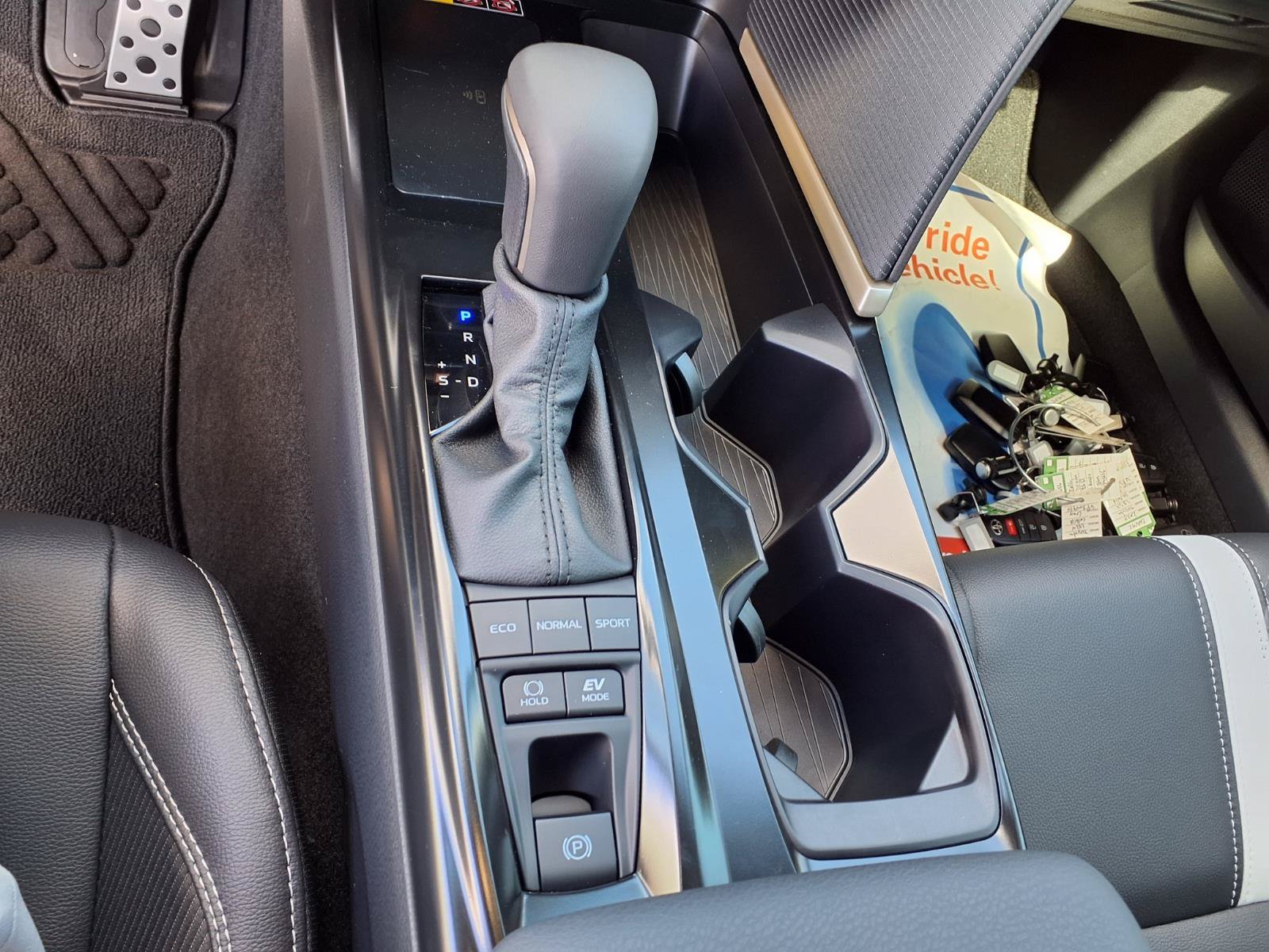 New 2026 Toyota Camry SE w/ Convenience Package FWD image 18