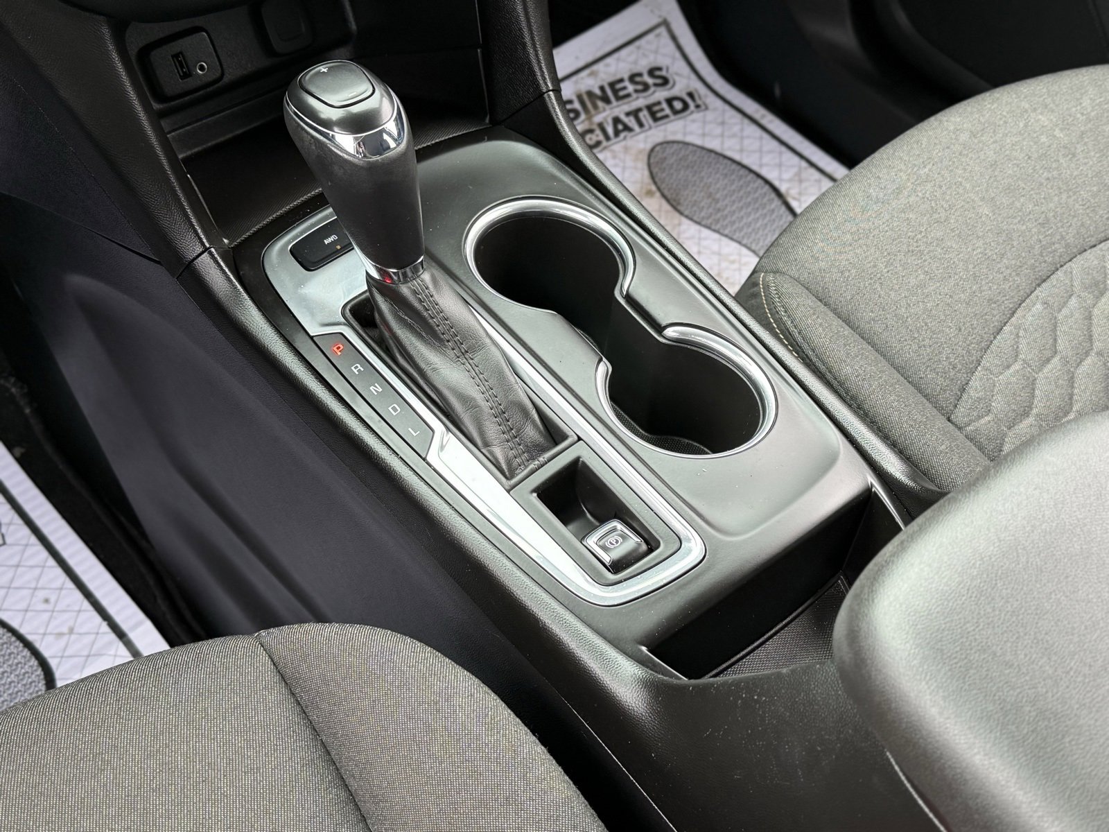 Used 2018 Chevrolet Equinox LT image 20