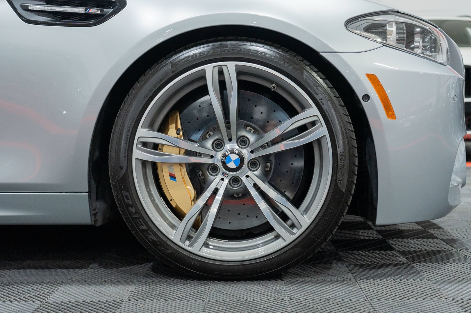 Used 2016 BMW M5 RWD image 15