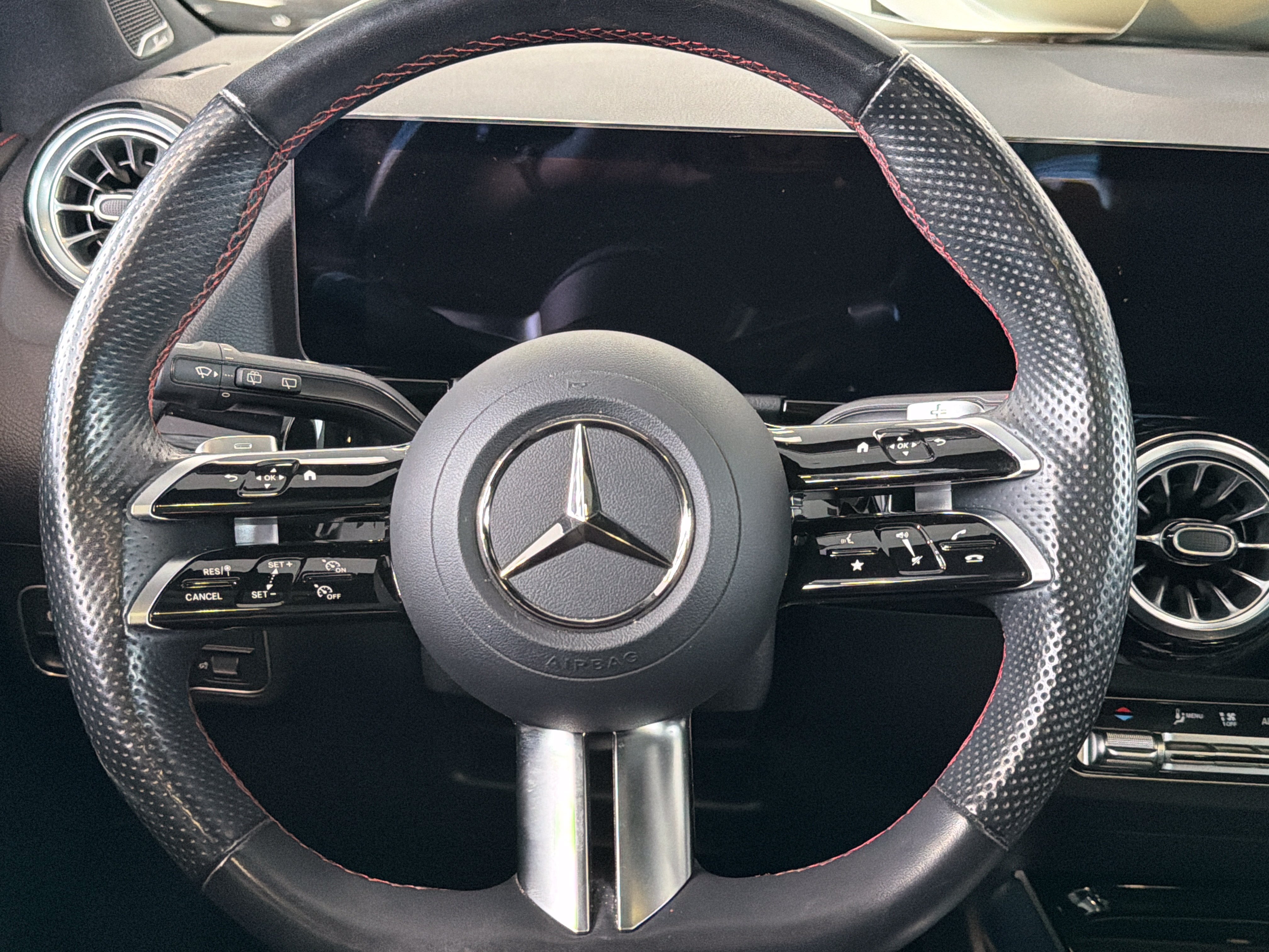 Certified 2025 Mercedes-Benz GLA 250 4MATIC image 13