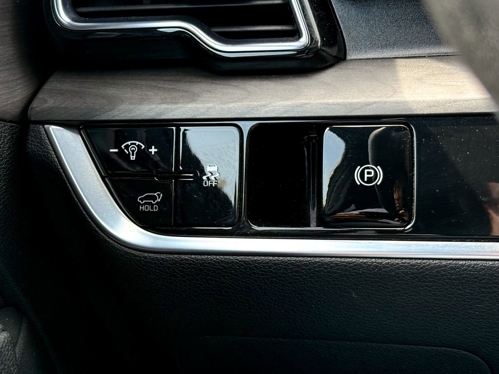 Certified 2023 Kia Sportage X-Line w/ X-Line Premium Package image 33