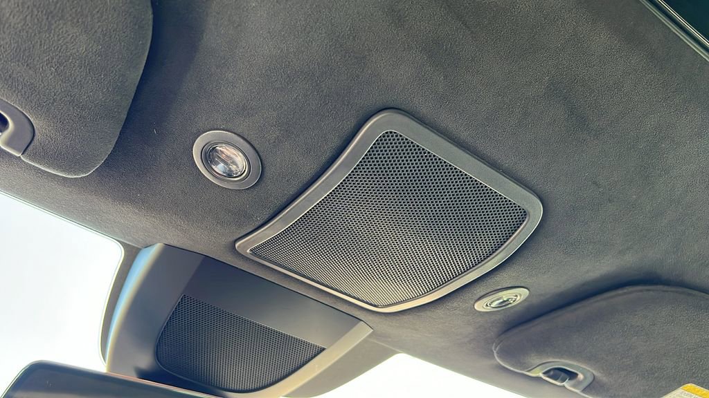 Used 2016 Tesla Model S P90D image 19