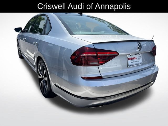 Used 2018 Volkswagen Passat 3.6 FWD image 3