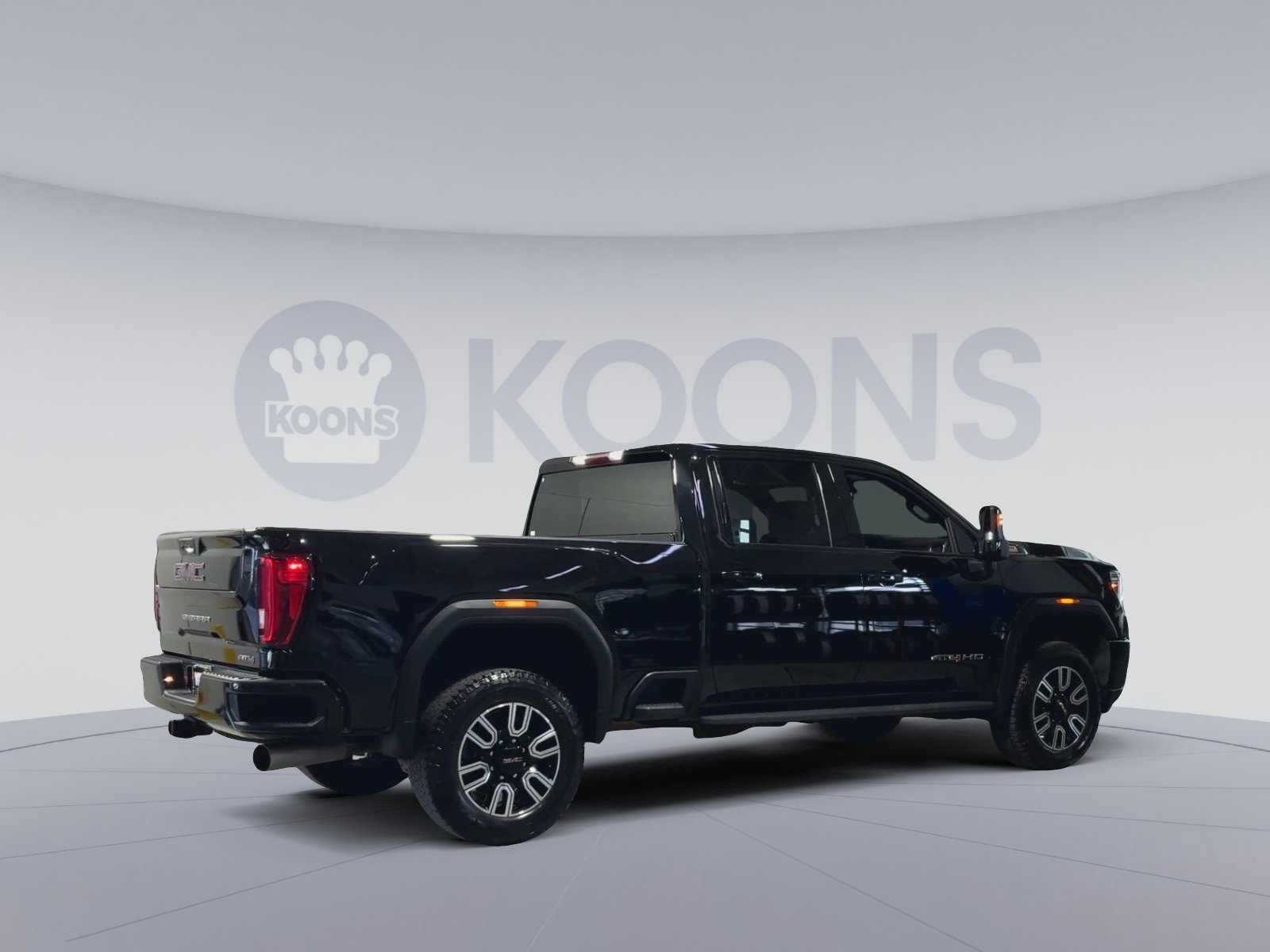 Used 2023 GMC Sierra 3500 AT4 image 11