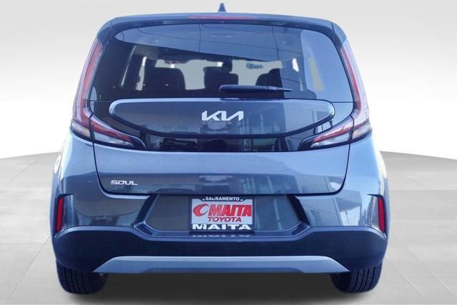 Used 2023 Kia Soul LX w/ Option Group 015 image 7