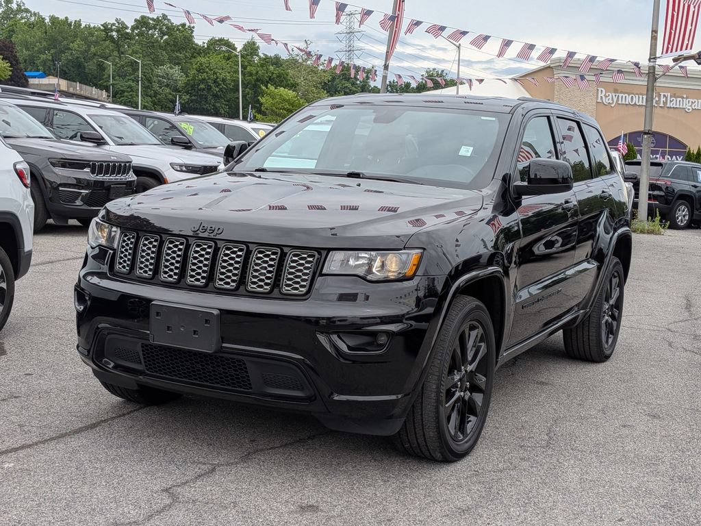 Used 2022 Jeep Grand Cherokee Laredo X