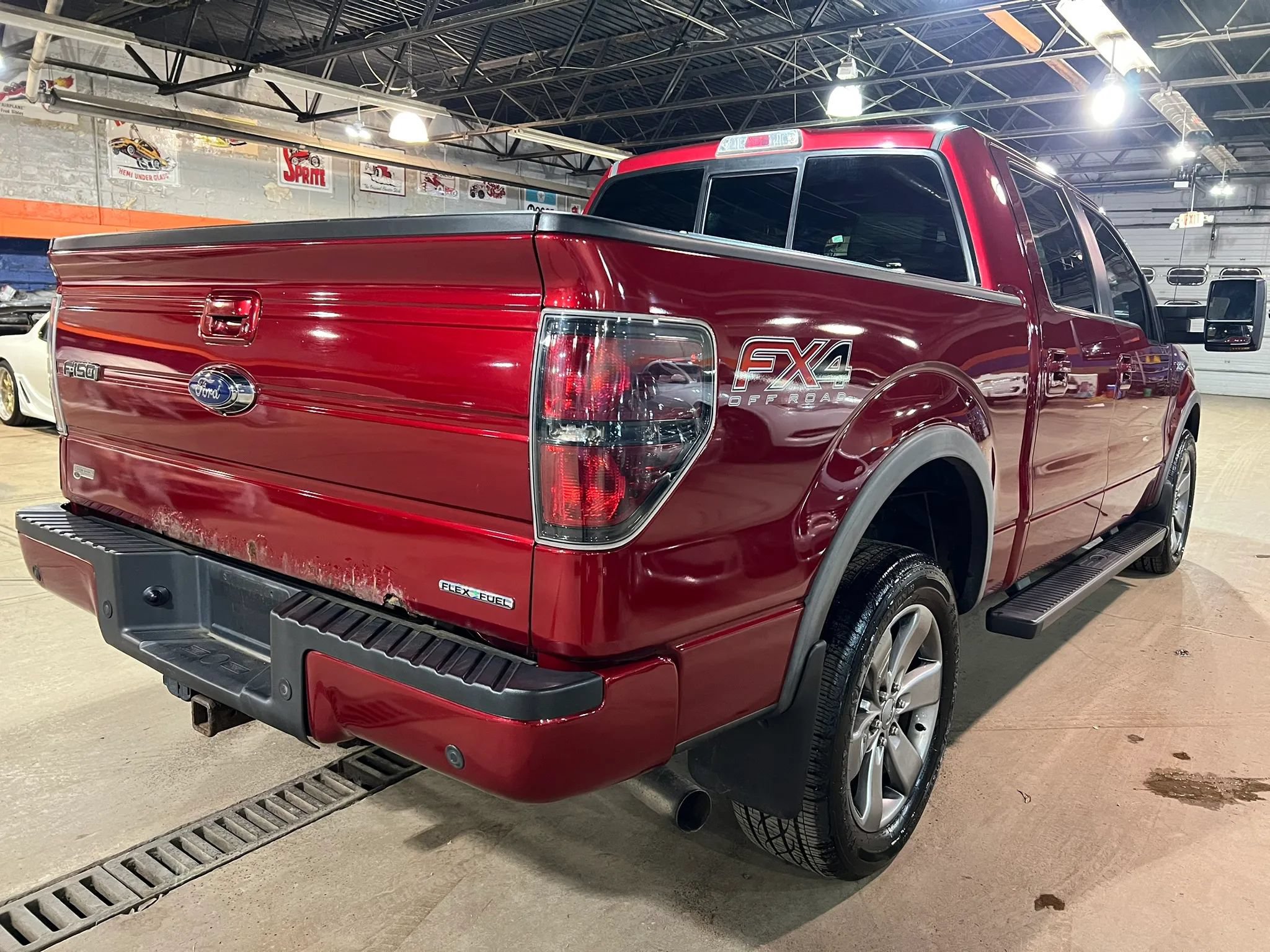 Used 2014 Ford F150 FX4 w/ Equipment Group 402A Luxury AWD/4WD image 3