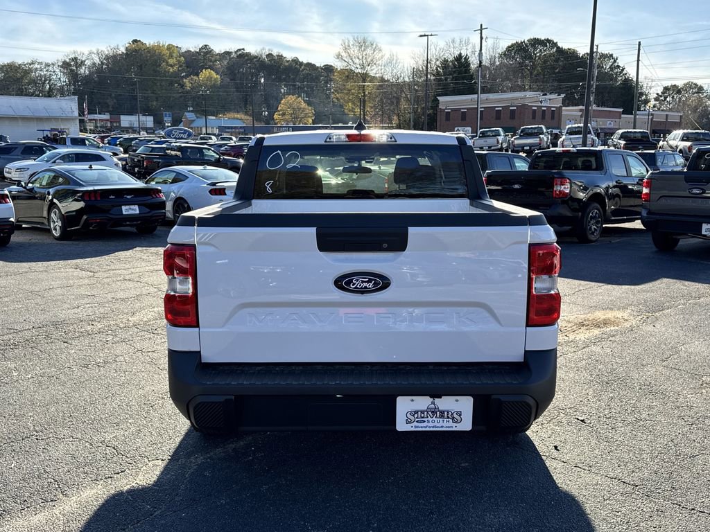 New 2025 Ford Maverick XL image 6