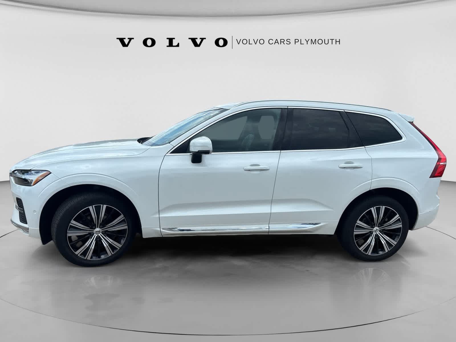 Used 2023 Volvo XC60 B5 Plus w/ Climate Package AWD/4WD image 29