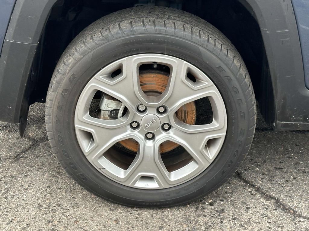 Used 2023 Jeep Renegade Limited w/ Sun/Sound Group image 9