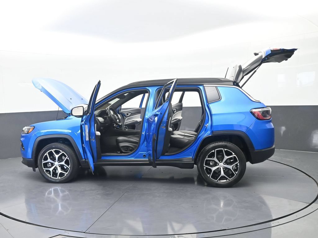 Used 2024 Jeep Compass Limited AWD/4WD image 75
