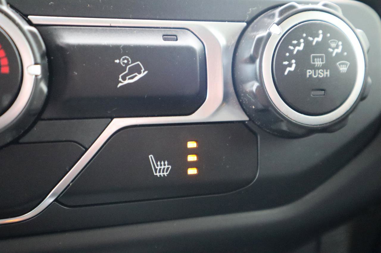 Used 2018 Jeep Wrangler Unlimited Sport S image 68