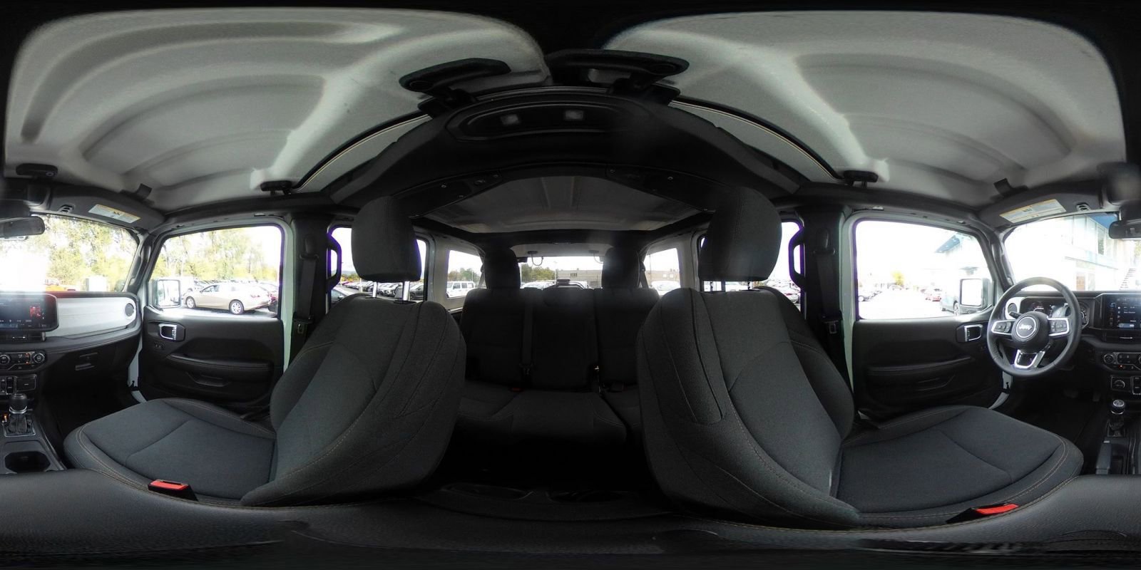 Used 2025 Jeep Wrangler Sahara image 41