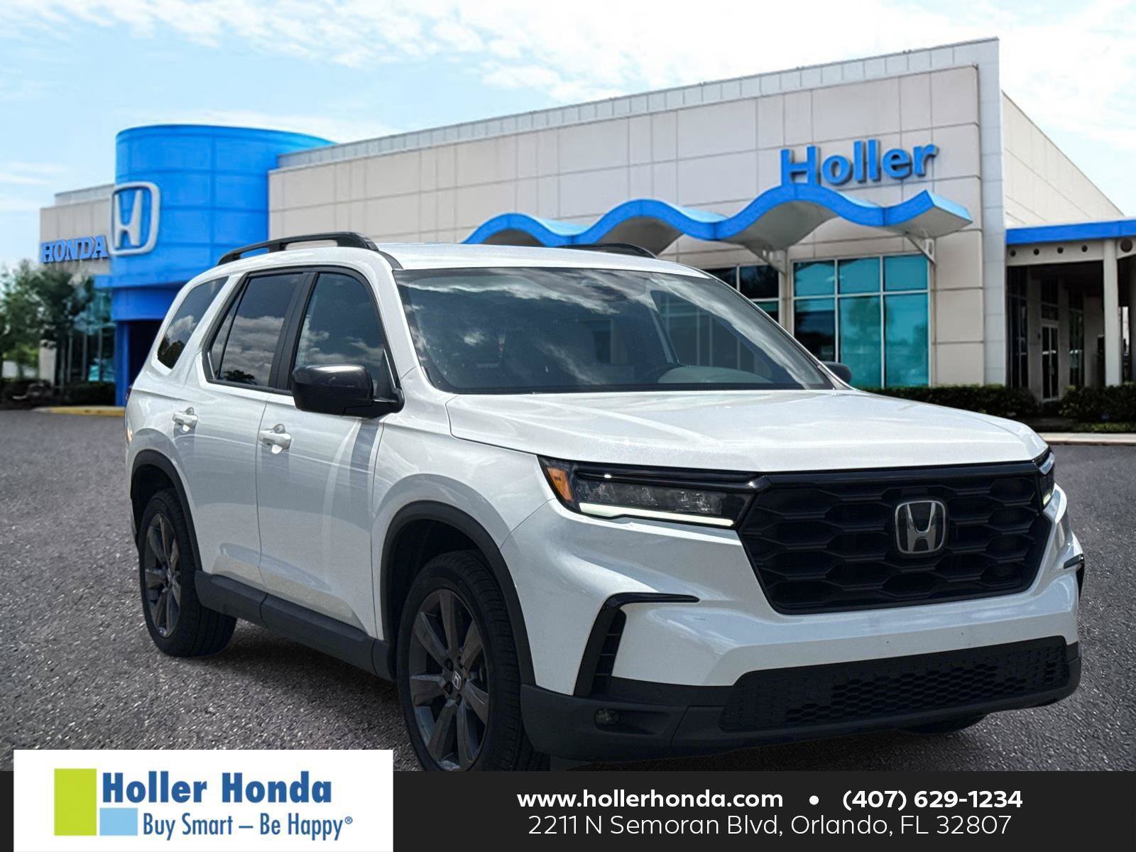 Certified 2025 Honda Pilot Sport image 1