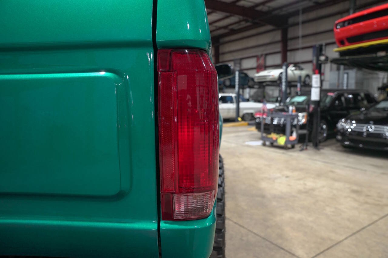 Used 1995 Ford Bronco XLT AWD/4WD image 33