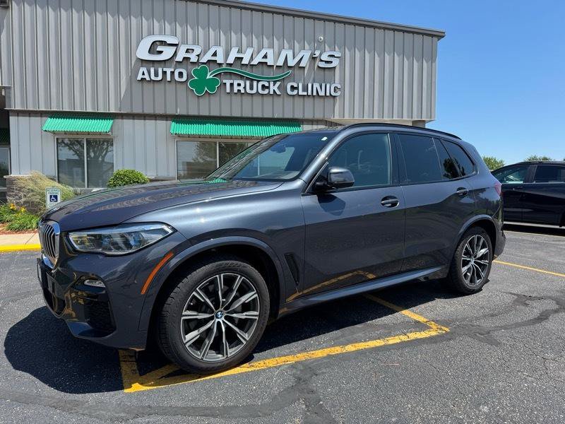 Used 2020 BMW X5 xDrive40i w/ M Sport Package AWD/4WD image 2