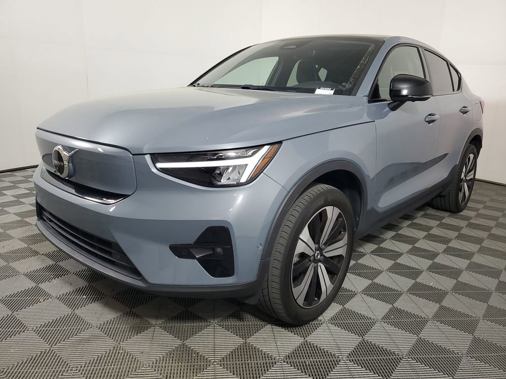 Used 2023 Volvo C40 P8 Recharge Plus image 4