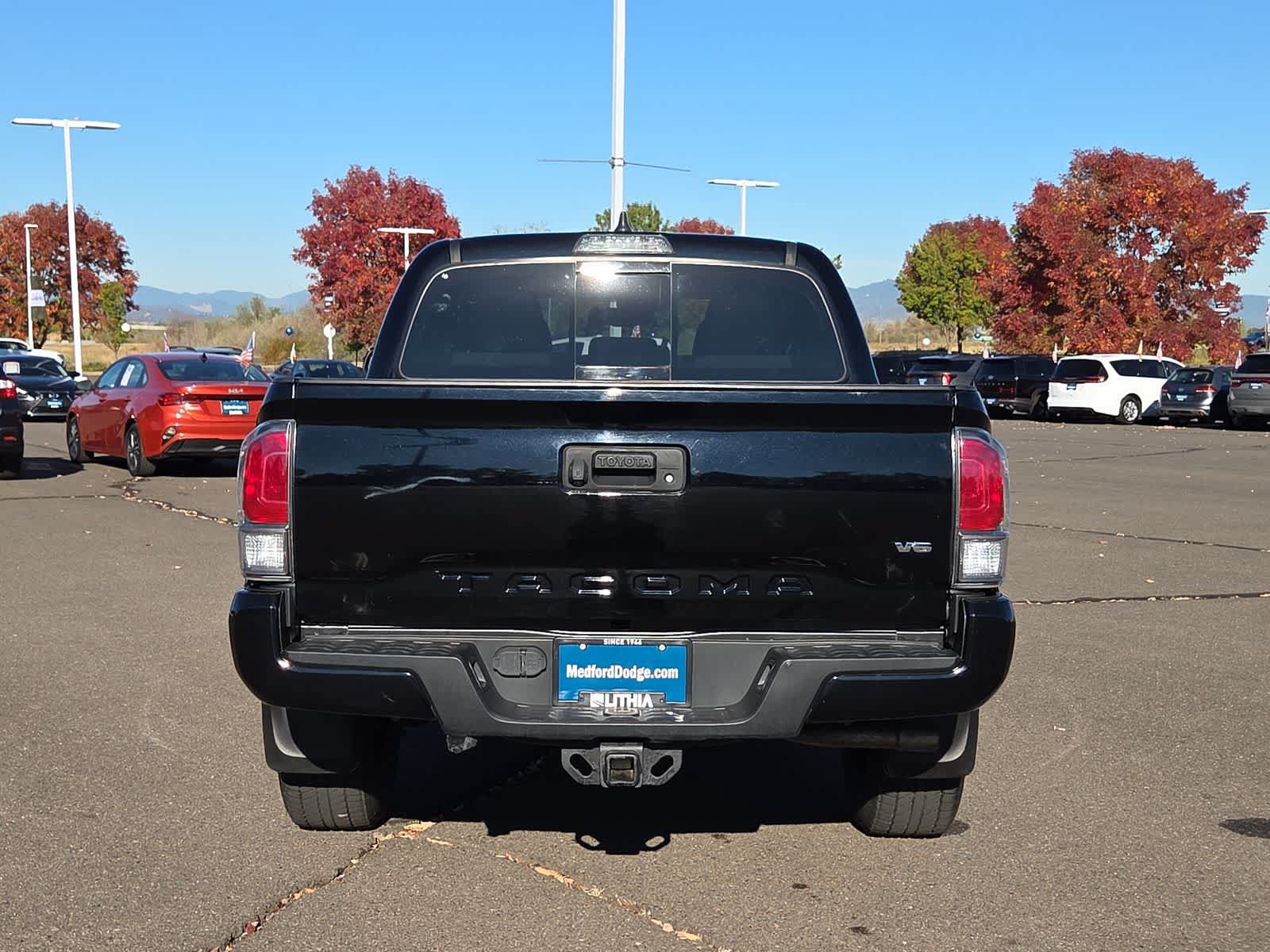 Used 2021 Toyota Tacoma TRD Sport AWD/4WD image 13