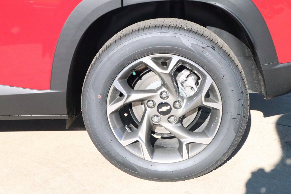 New 2026 Chevrolet Trax LT w/ Driver Confidence Package image 17