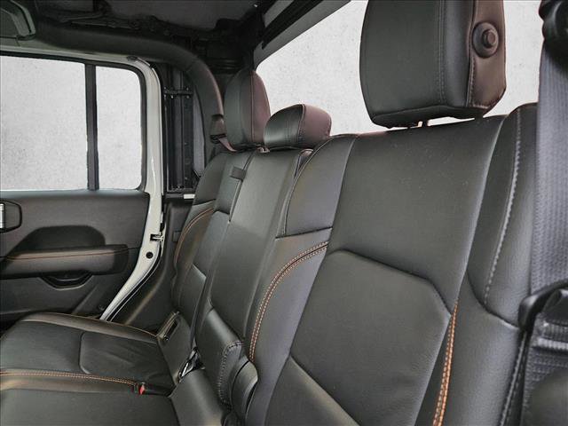 Used 2023 Jeep Gladiator Mojave w/ Cold Weather Group AWD/4WD image 21