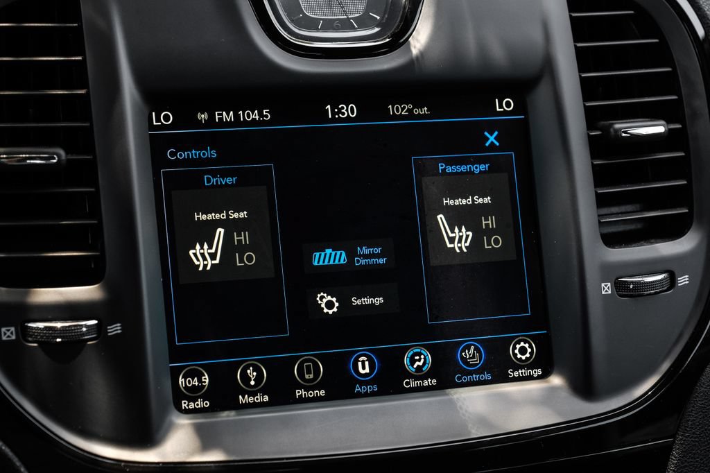Used 2019 Chrysler 300 S RWD image 31