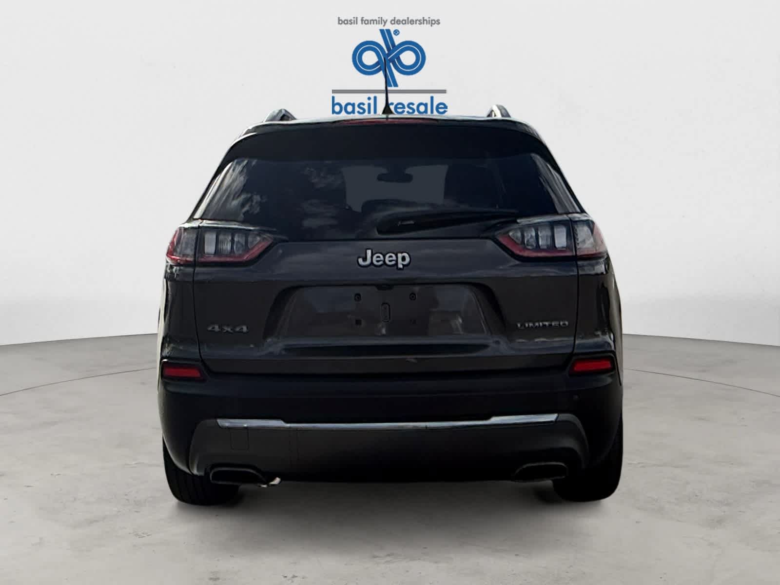 Used 2019 Jeep Cherokee Limited AWD/4WD image 5