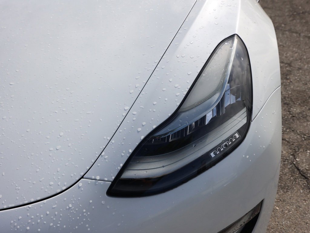 Used 2018 Tesla Model 3 Long Range image 10