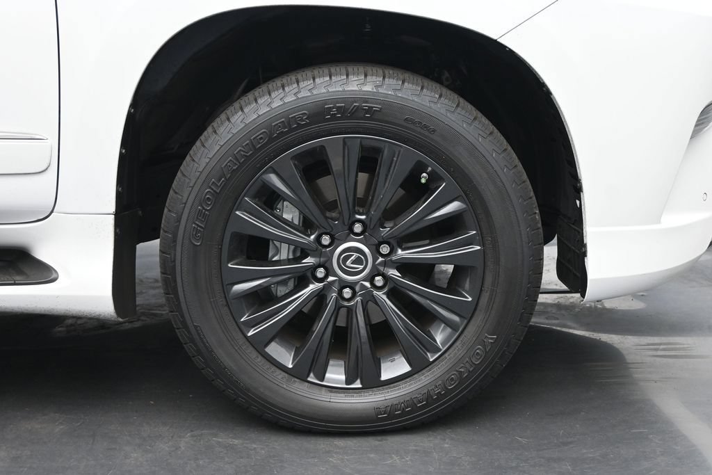 Used 2016 Lexus GX 460 w/ Premium Package AWD/4WD image 30