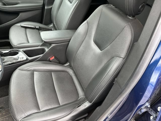 Used 2023 Buick Encore GX Essence w/ Experience Buick Package FWD image 15