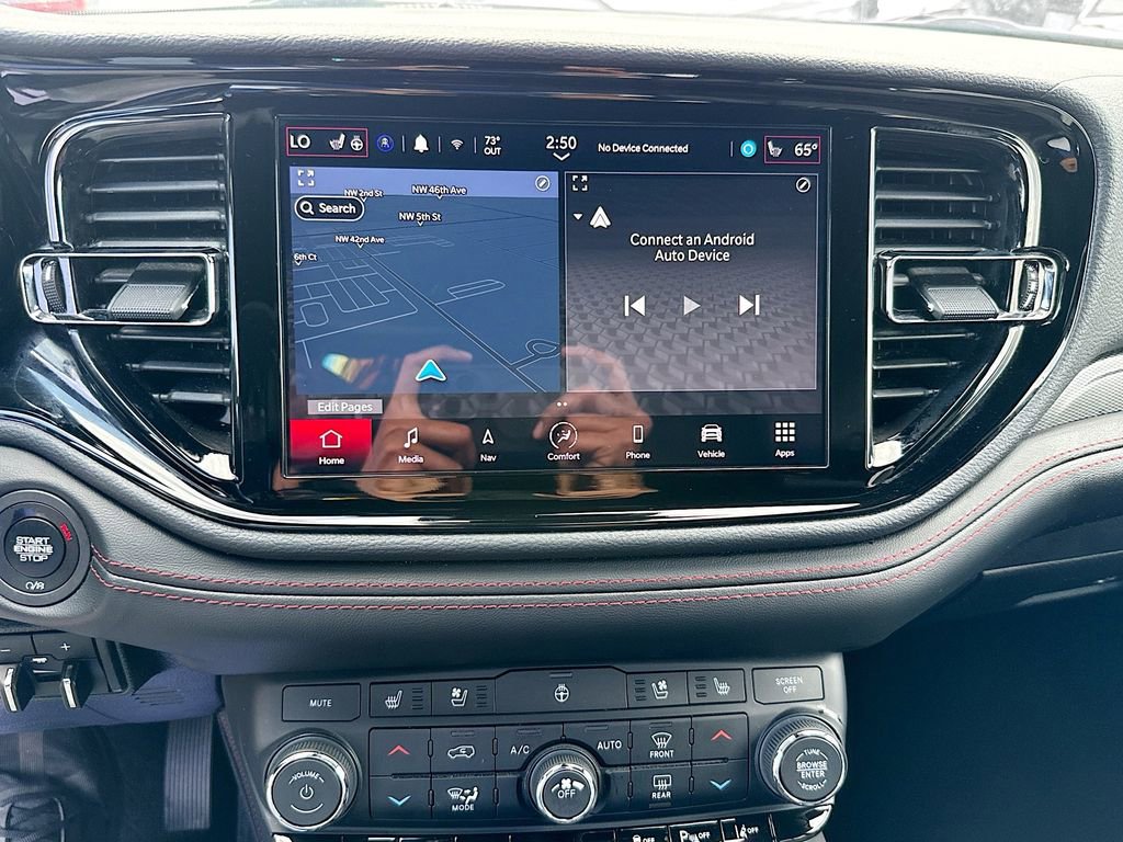 Used 2025 Dodge Durango GT AWD/4WD image 16