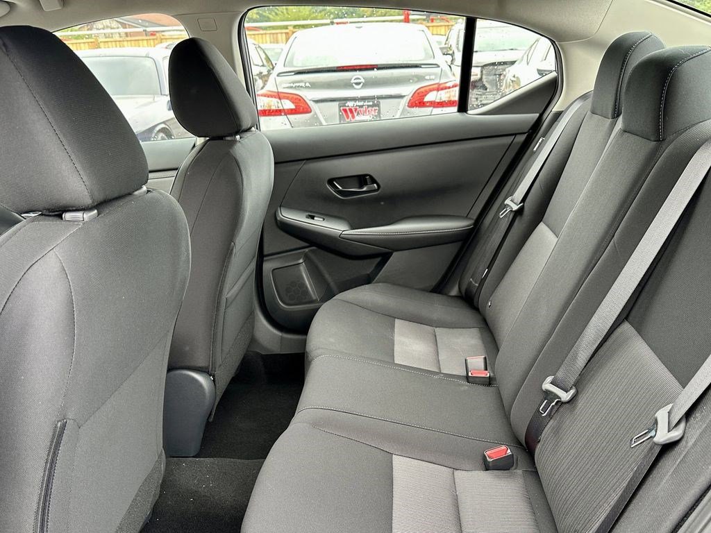 Certified 2025 Nissan Sentra SV FWD image 31