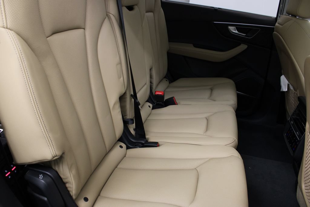 New 2026 Audi Q7 Premium Plus AWD/4WD image 21