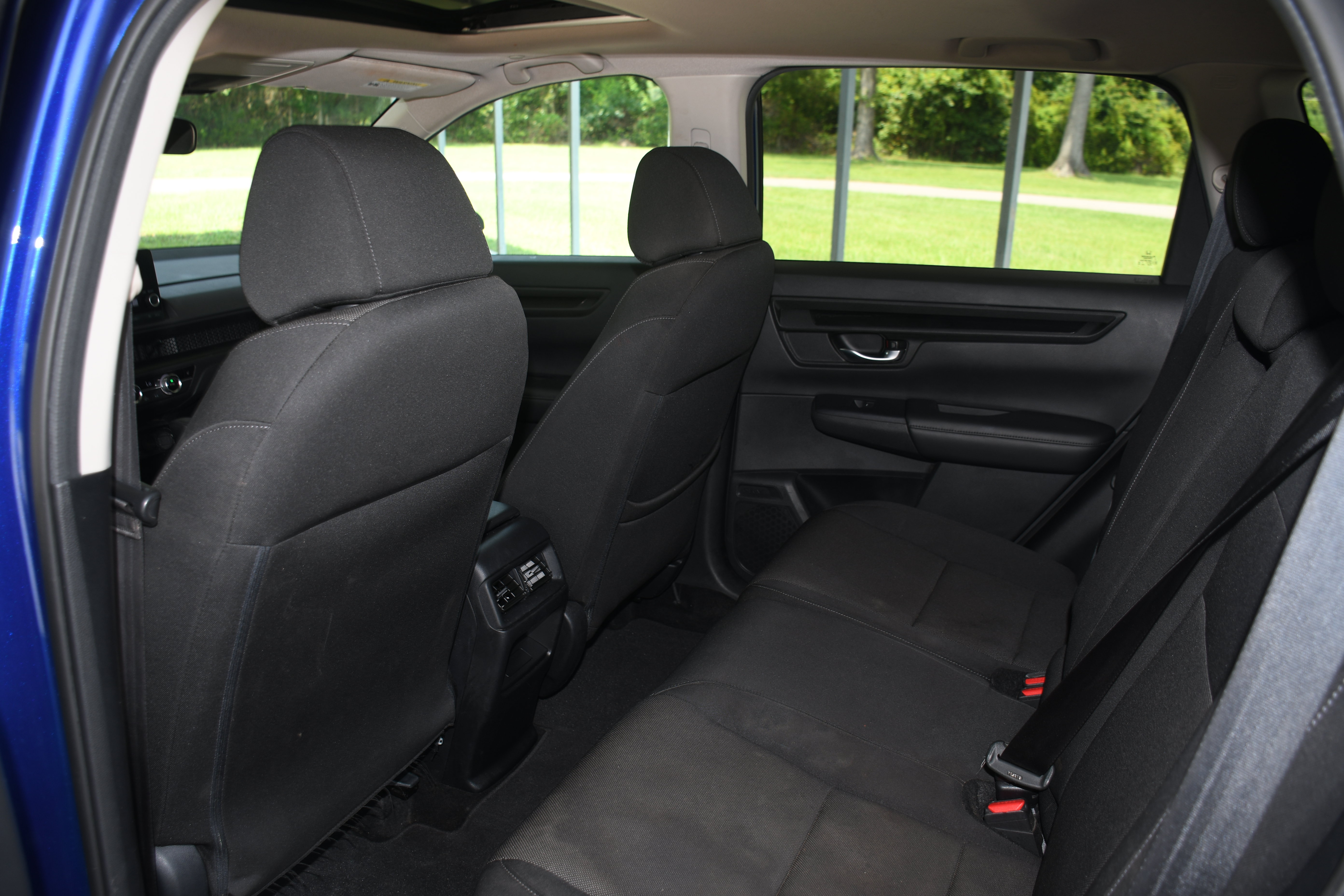 Used 2023 Honda CR-V EX image 16