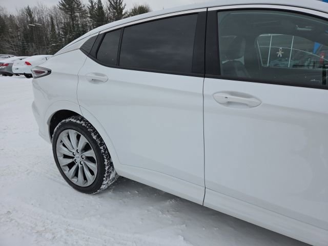 Used 2025 Buick Envista Avenir image 28