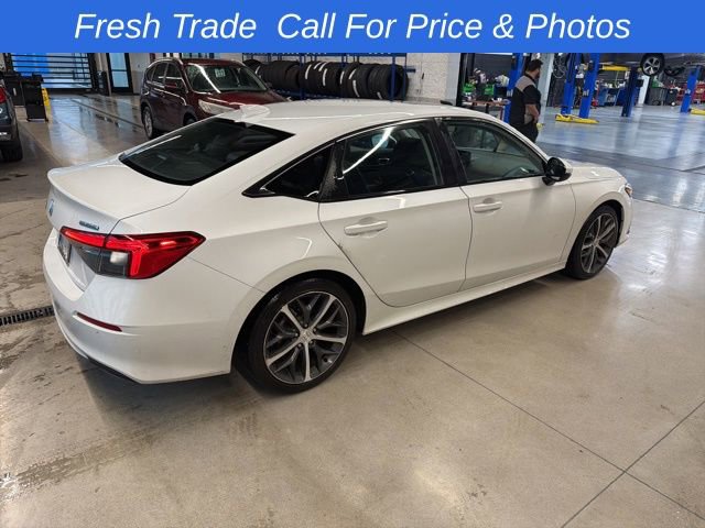 Used 2023 Honda Civic Touring image 5