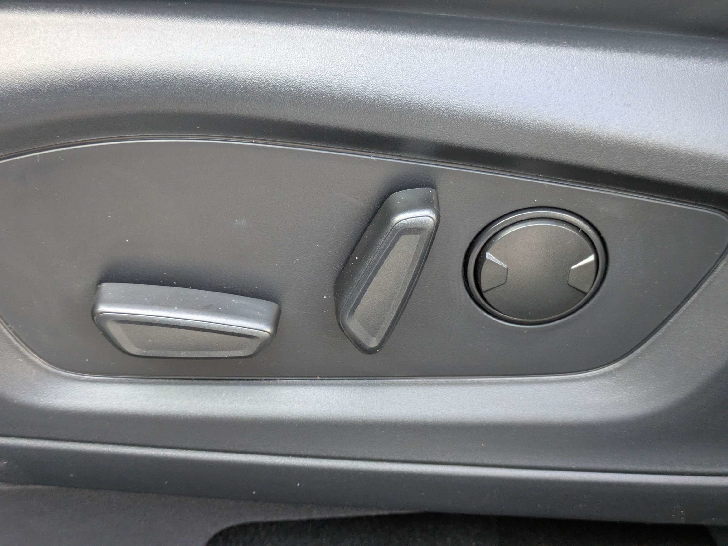 New 2026 Ford Explorer ST-Line RWD image 22