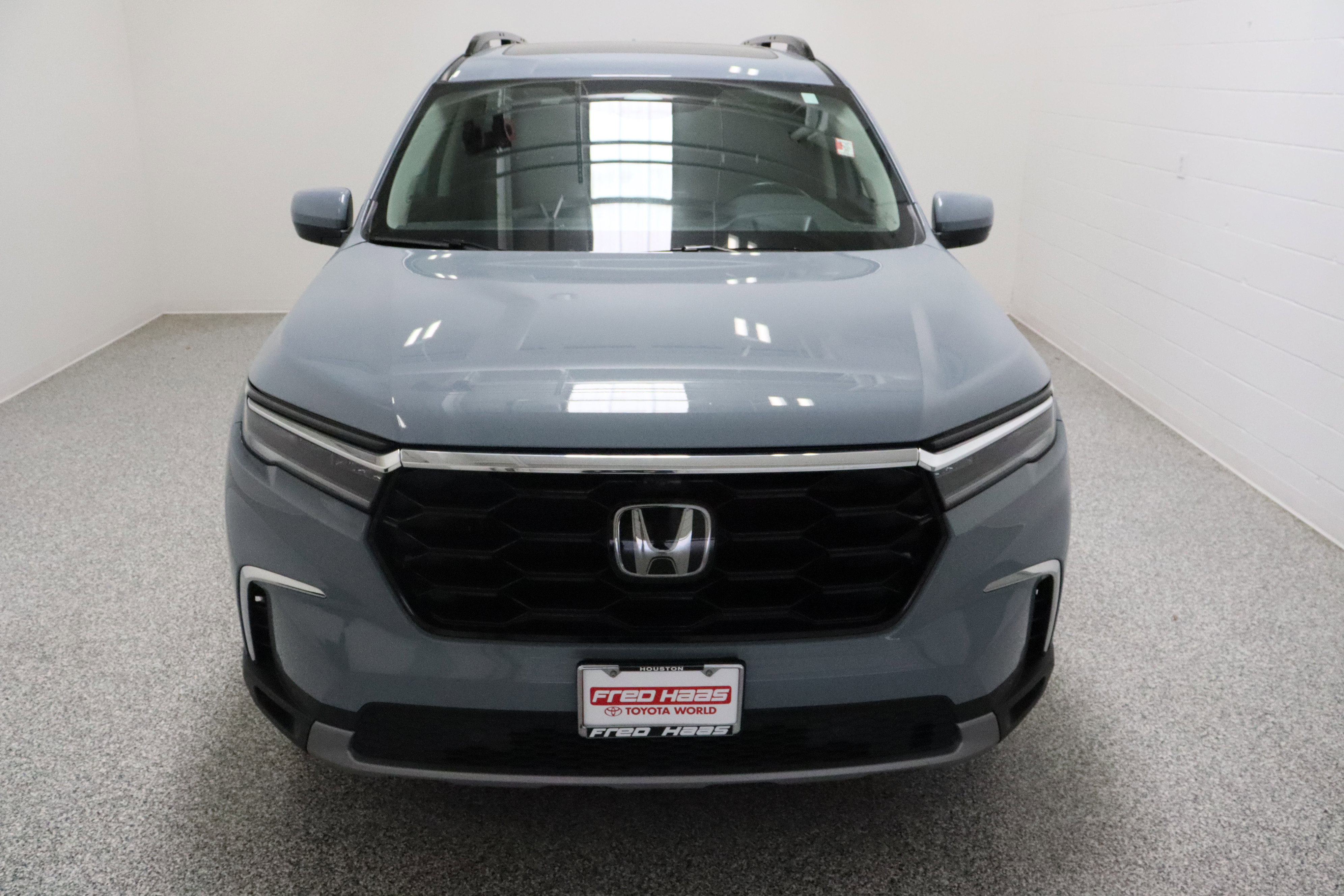 Used 2023 Honda Pilot Elite image 3