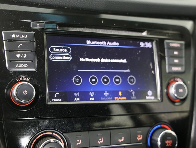 Used 2021 Nissan Rogue Sport S image 7