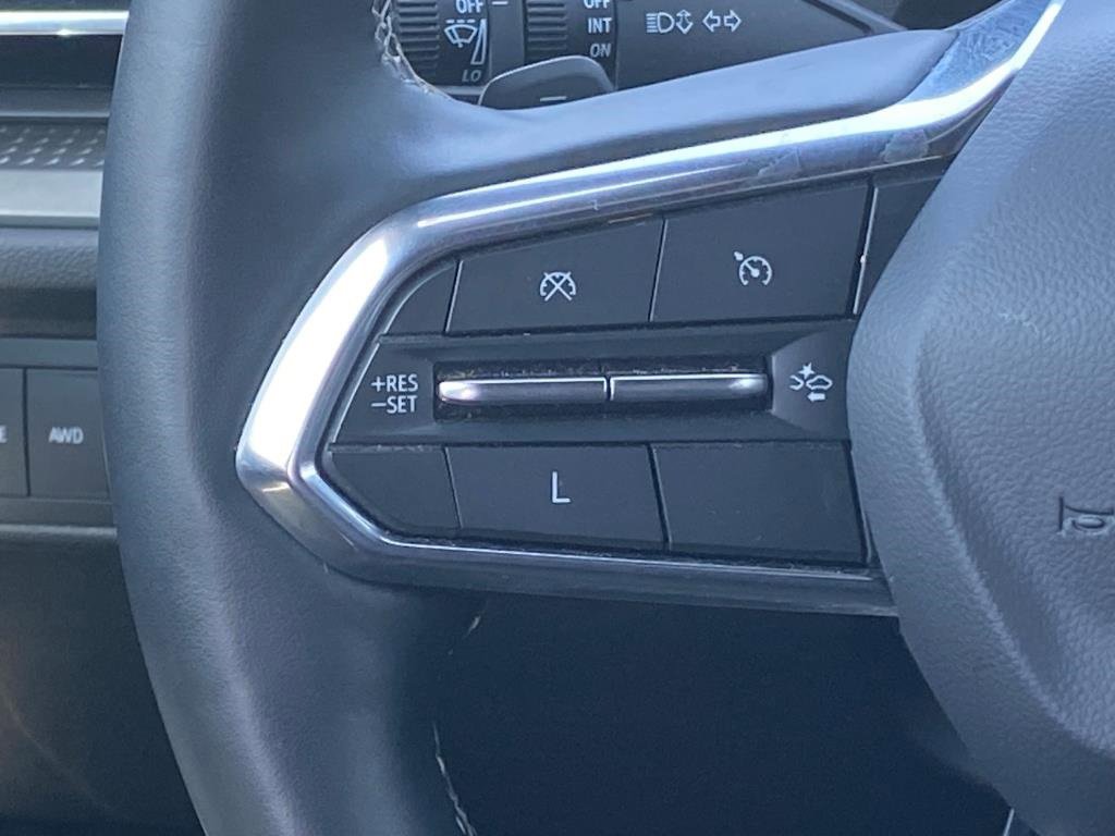 Certified 2025 Chevrolet Traverse LT image 7