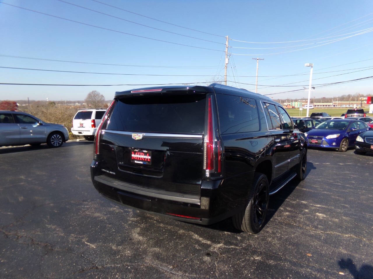 Used 2019 Cadillac Escalade ESV Luxury image 76