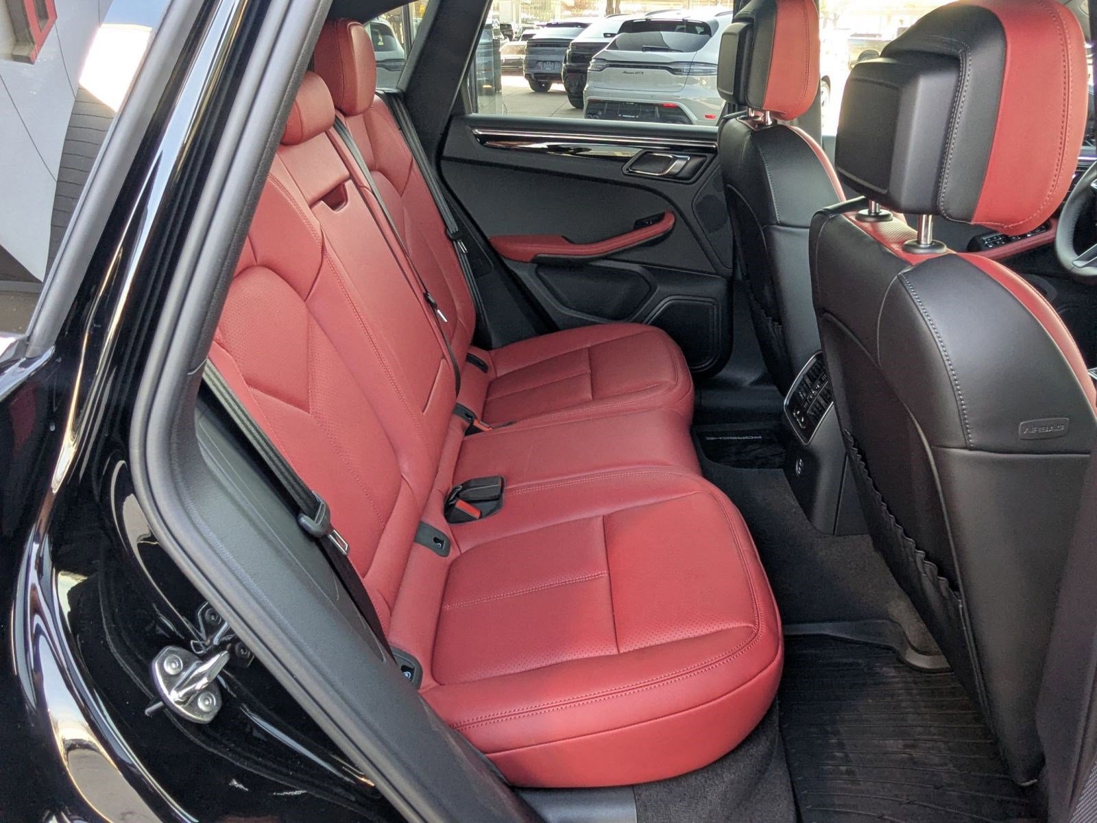 New 2026 Porsche Macan S image 23