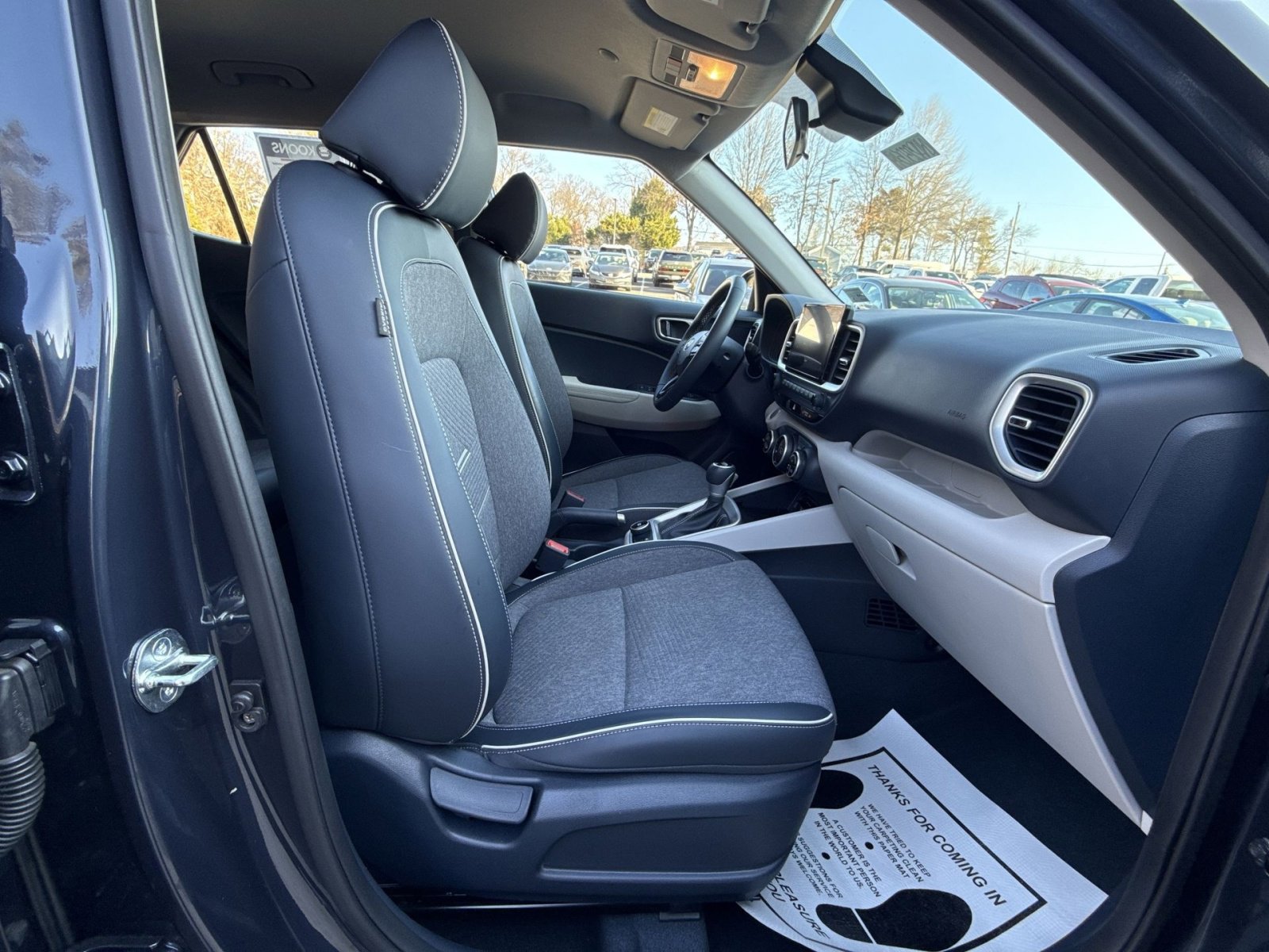 Certified 2023 Hyundai Venue Limited image 26
